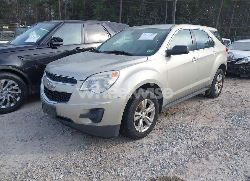 Photo 2 of 2014 Chevrolet Equinox LS (VIN 2GNALAEK9E6248233)