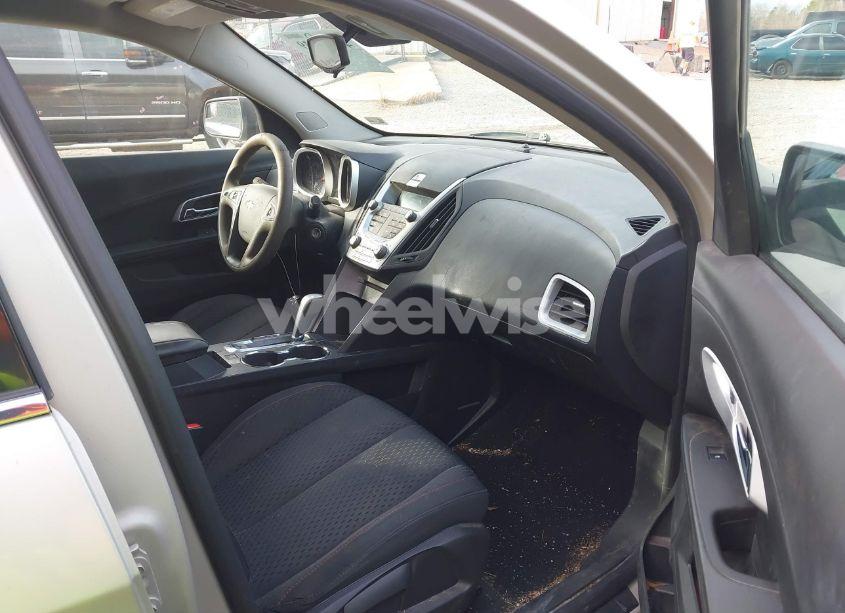 Photo 5 of 2014 Chevrolet Equinox LS (VIN 2GNALAEK9E6248233)