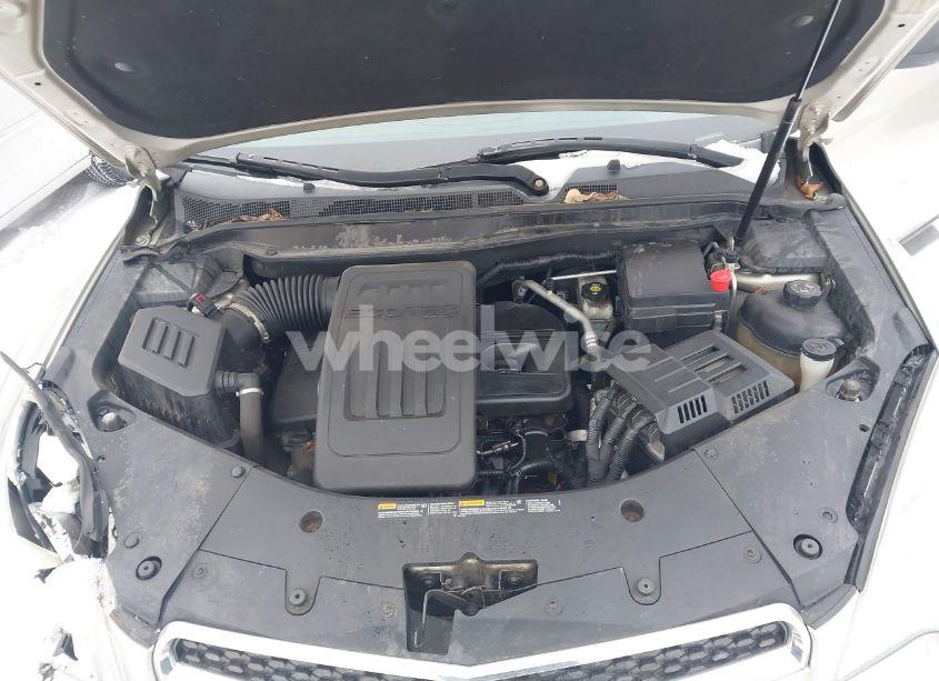 Photo 10 of 2014 Chevrolet Equinox LS (VIN 2GNALAEK9E6310326)