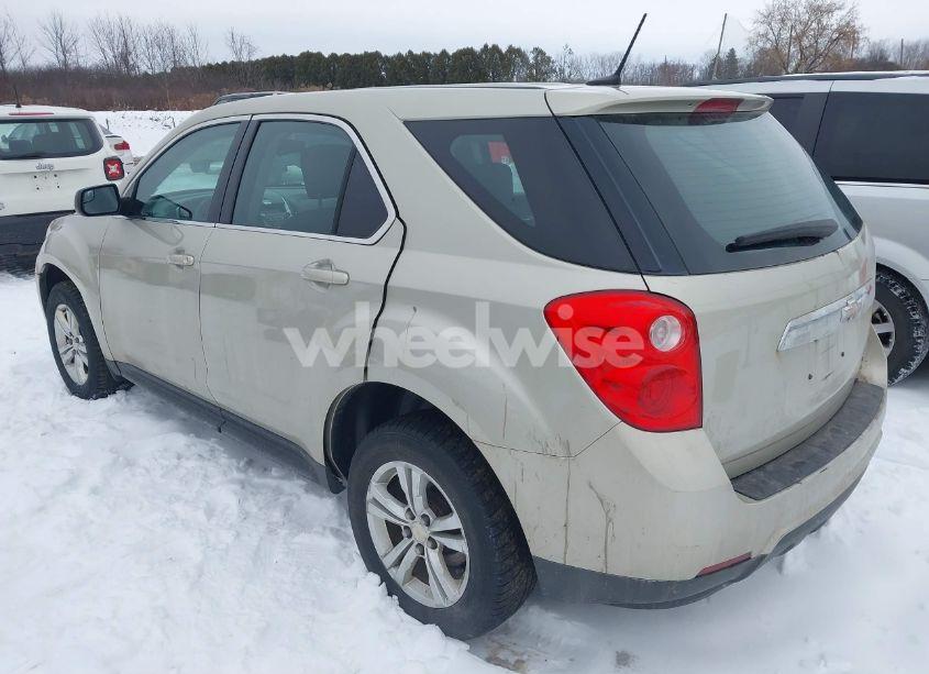 Photo 3 of 2014 Chevrolet Equinox LS (VIN 2GNALAEK9E6310326)