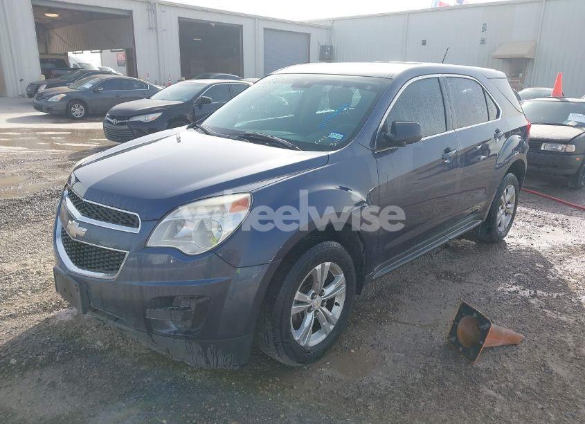 Photo 2 of 2014 Chevrolet Equinox LS (VIN 2GNALAEK9E6330589)