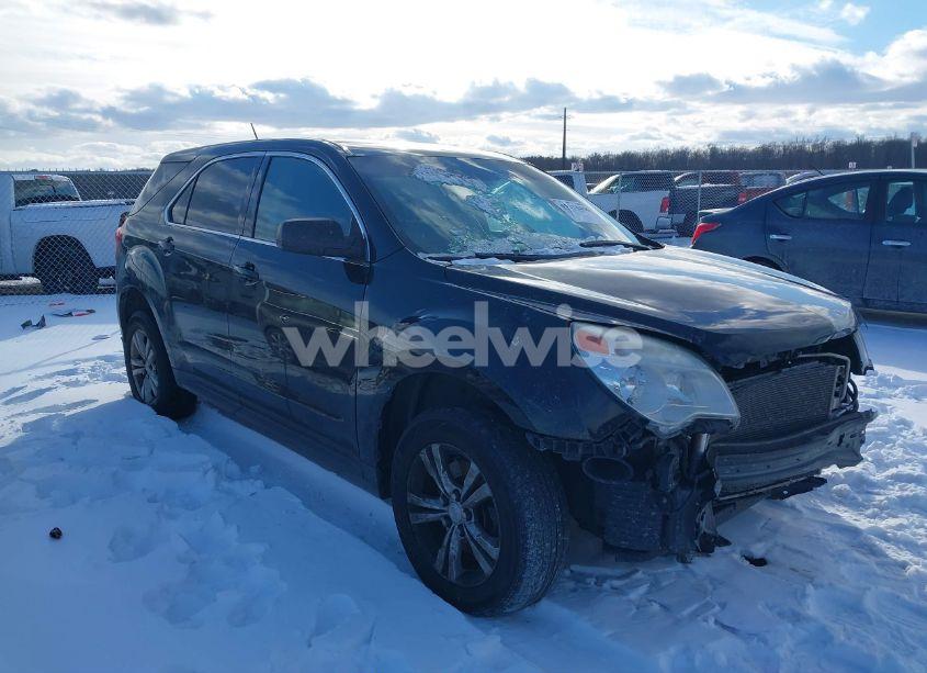 2015 Chevrolet Equinox LS (VIN 2GNALAEK9F1133050) main photo