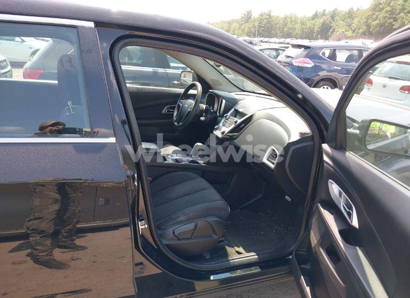 Photo 5 of 2015 Chevrolet Equinox LS (VIN 2GNALAEK9F1176528)