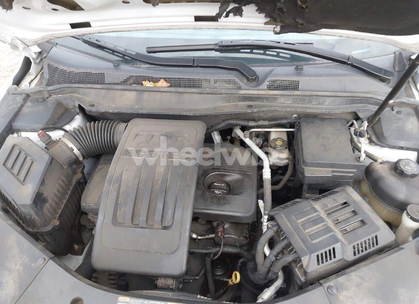 Photo 10 of 2015 Chevrolet Equinox LS (VIN 2GNALAEK9F6360550)