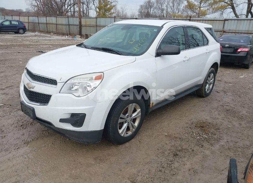 Photo 2 of 2015 Chevrolet Equinox LS (VIN 2GNALAEK9F6360550)