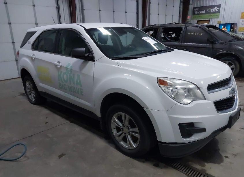 2014 Chevrolet Equinox LS (VIN 2GNALAEKXE1134576) main photo