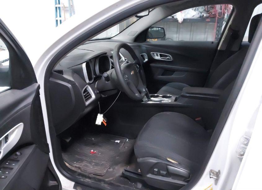 Photo 5 of 2014 Chevrolet Equinox LS (VIN 2GNALAEKXE1134576)