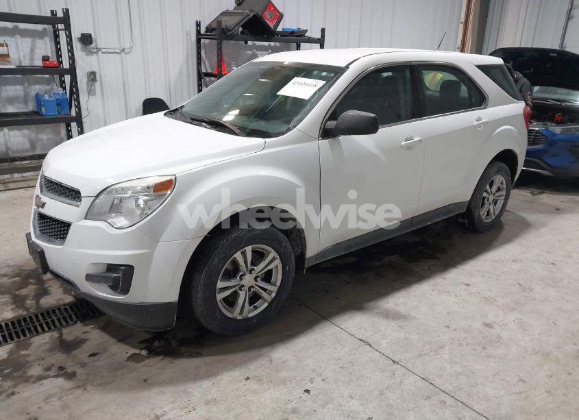 Photo 2 of 2014 Chevrolet Equinox LS (VIN 2GNALAEKXE6174840)