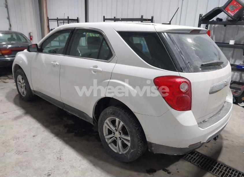 Photo 3 of 2014 Chevrolet Equinox LS (VIN 2GNALAEKXE6174840)