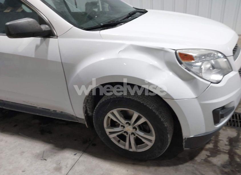 Photo 6 of 2014 Chevrolet Equinox LS (VIN 2GNALAEKXE6174840)