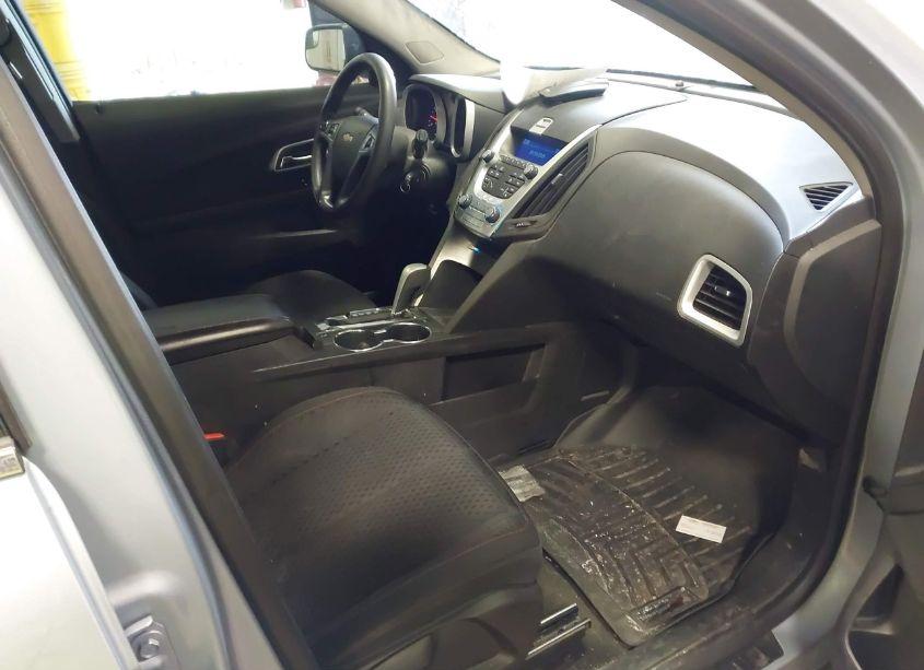 Photo 5 of 2014 Chevrolet Equinox LS (VIN 2GNALAEKXE6199964)