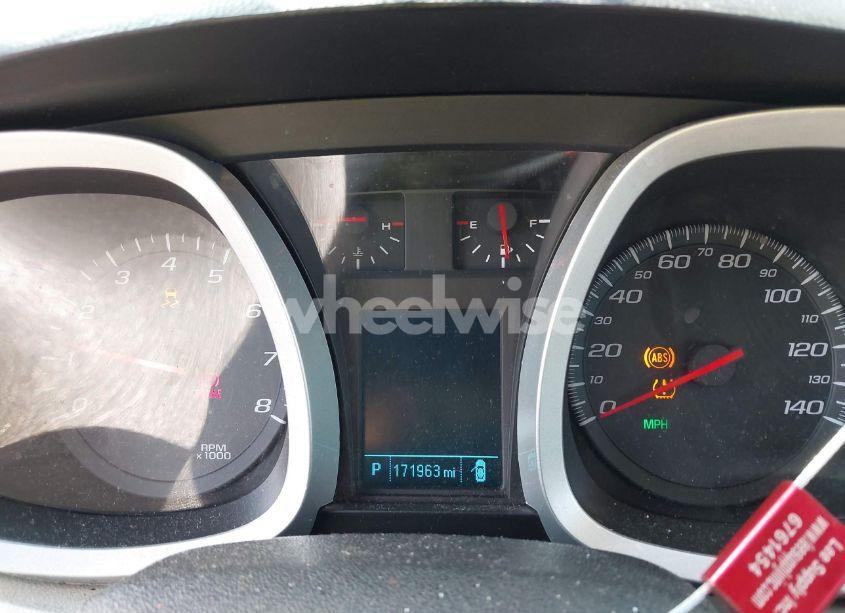 Photo 7 of 2014 Chevrolet Equinox LS (VIN 2GNALAEKXE6298591)