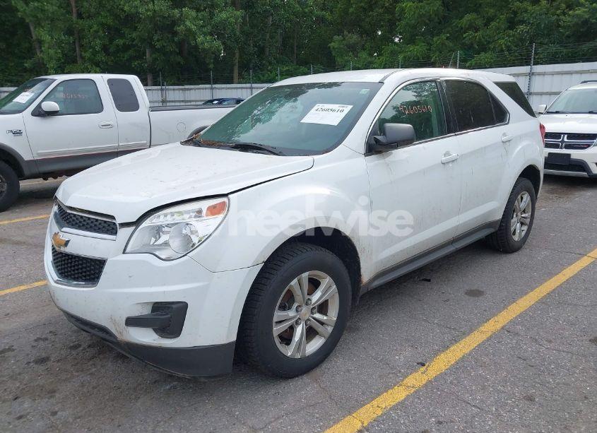 Photo 2 of 2014 Chevrolet Equinox LS (VIN 2GNALAEKXE6382958)