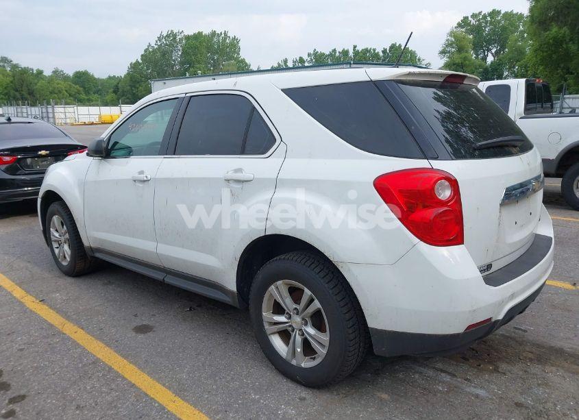 Photo 3 of 2014 Chevrolet Equinox LS (VIN 2GNALAEKXE6382958)