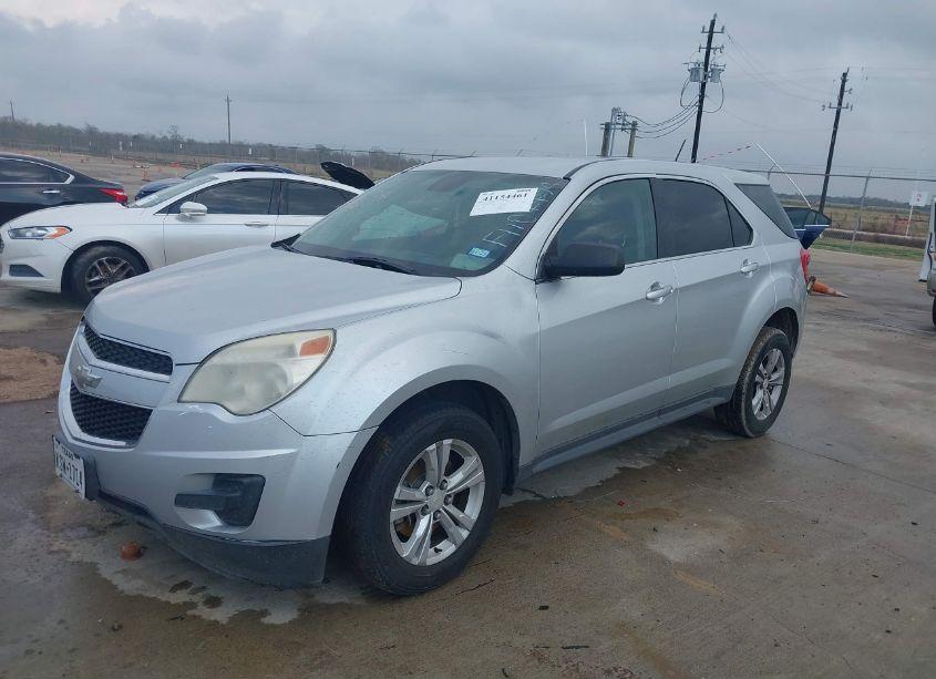 Photo 2 of 2015 Chevrolet Equinox LS (VIN 2GNALAEKXF1104494)