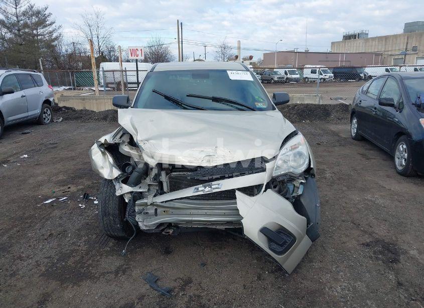 Photo 12 of 2015 Chevrolet Equinox LS (VIN 2GNALAEKXF1104835)