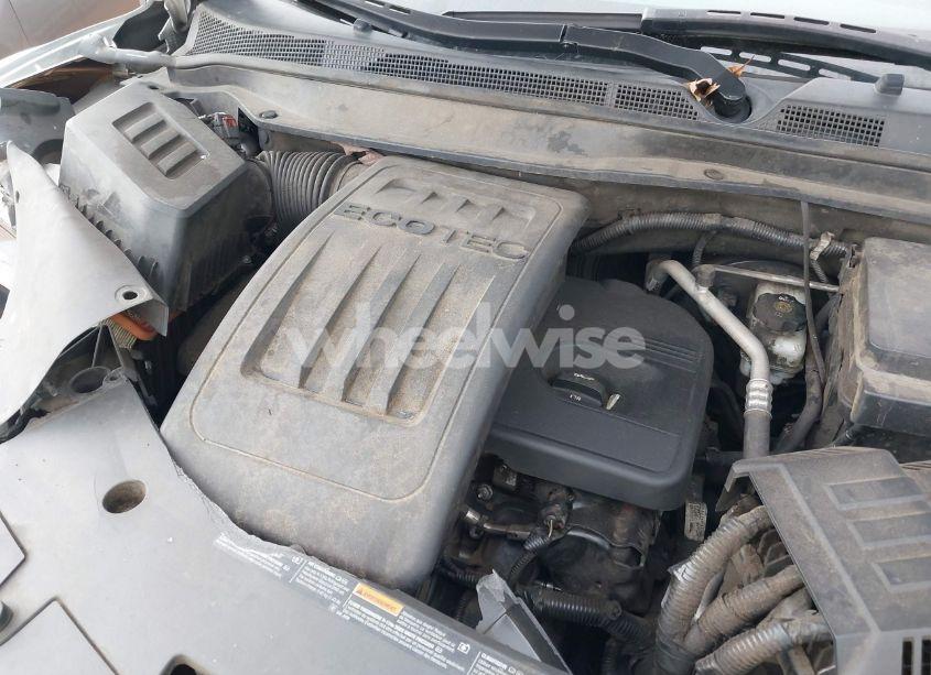 Photo 10 of 2015 Chevrolet Equinox LS (VIN 2GNALAEKXF1111641)