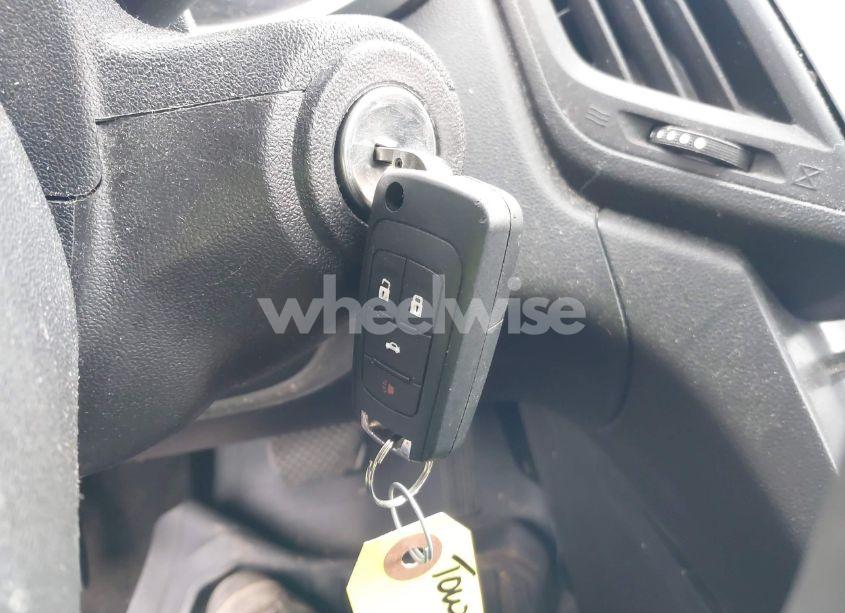 Photo 11 of 2015 Chevrolet Equinox LS (VIN 2GNALAEKXF1111641)