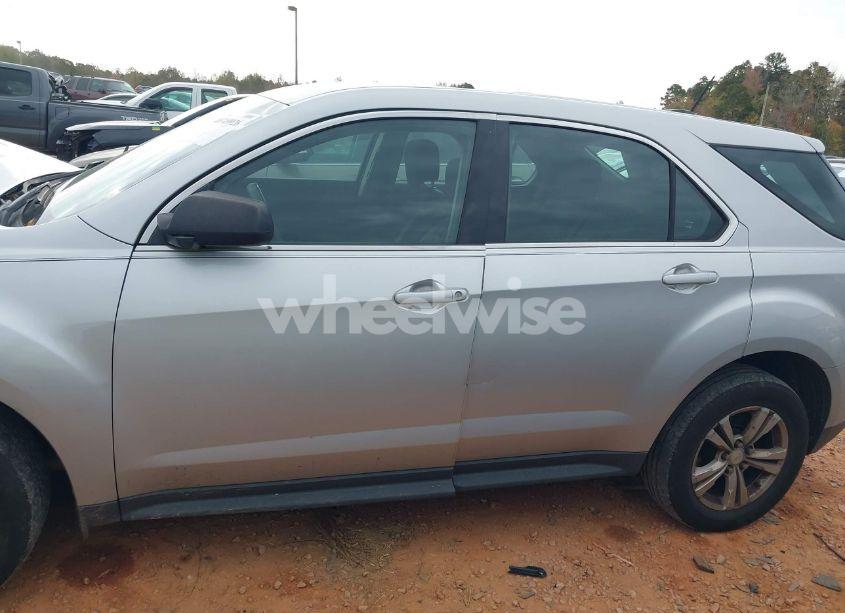 Photo 14 of 2015 Chevrolet Equinox LS (VIN 2GNALAEKXF1111641)