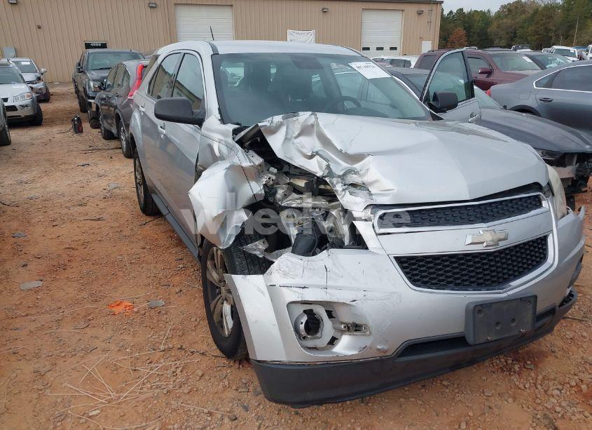 Photo 6 of 2015 Chevrolet Equinox LS (VIN 2GNALAEKXF1111641)
