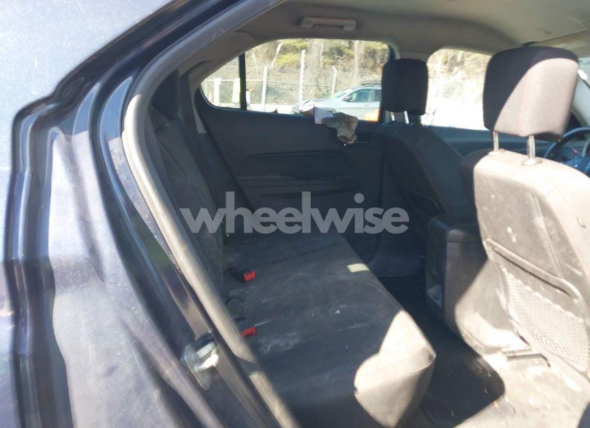 Photo 8 of 2015 Chevrolet Equinox LS (VIN 2GNALAEKXF6127339)