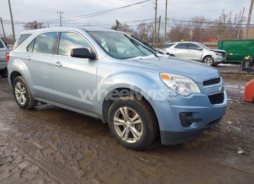 2015 Chevrolet Equinox LS (VIN 2GNALAEKXF6176167) main photo