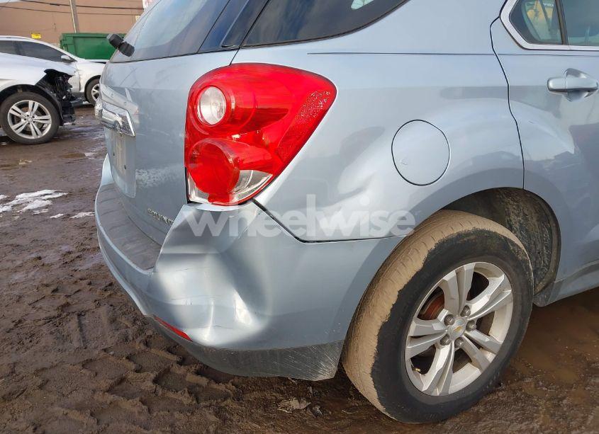 Photo 13 of 2015 Chevrolet Equinox LS (VIN 2GNALAEKXF6176167)