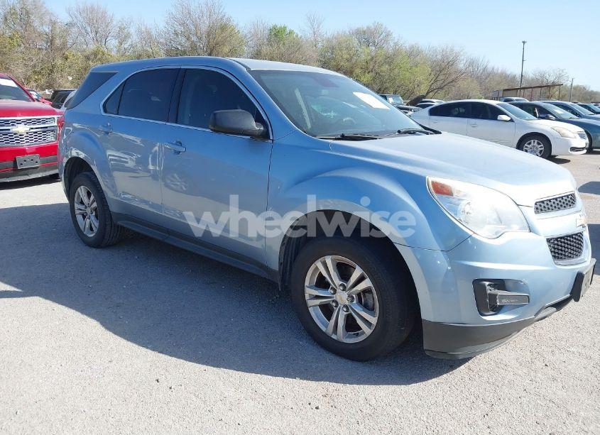 2015 Chevrolet Equinox LS (VIN 2GNALAEKXF6231331) main photo