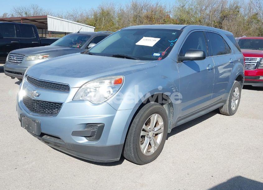 Photo 2 of 2015 Chevrolet Equinox LS (VIN 2GNALAEKXF6231331)