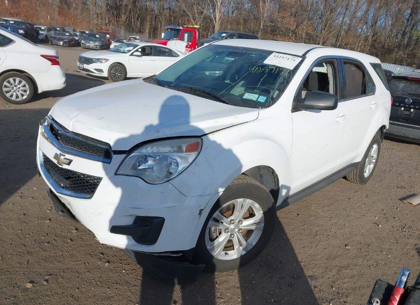 Photo 2 of 2015 Chevrolet Equinox LS (VIN 2GNALAEKXF6346009)