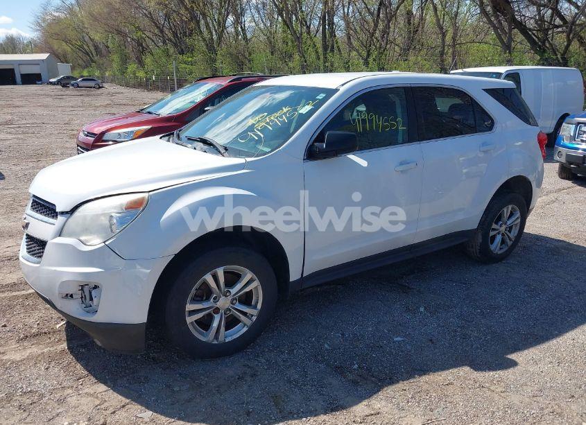 Photo 2 of 2015 Chevrolet Equinox LS (VIN 2GNALAEKXF6354062)