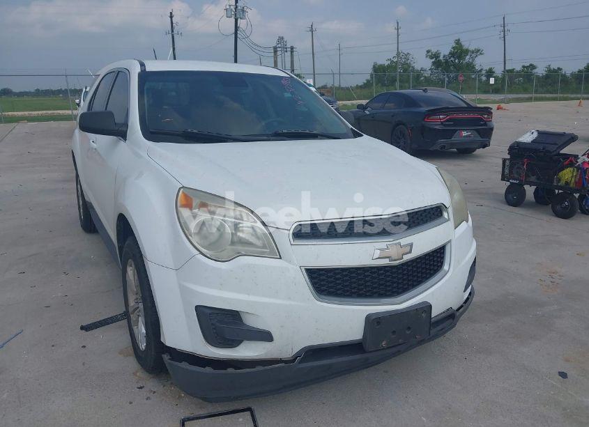 Photo 6 of 2015 Chevrolet Equinox LS (VIN 2GNALAEKXF6382783)