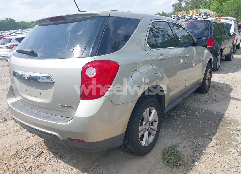 Photo 4 of 2015 Chevrolet Equinox LS (VIN 2GNALAEKXF6394416)