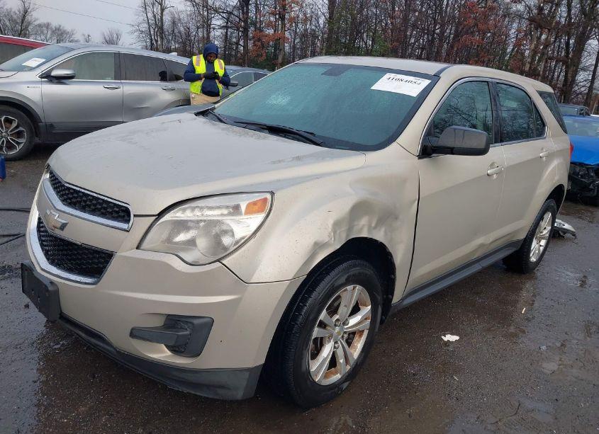 Photo 2 of 2011 Chevrolet Equinox LS (VIN 2GNALBEC0B1177253)