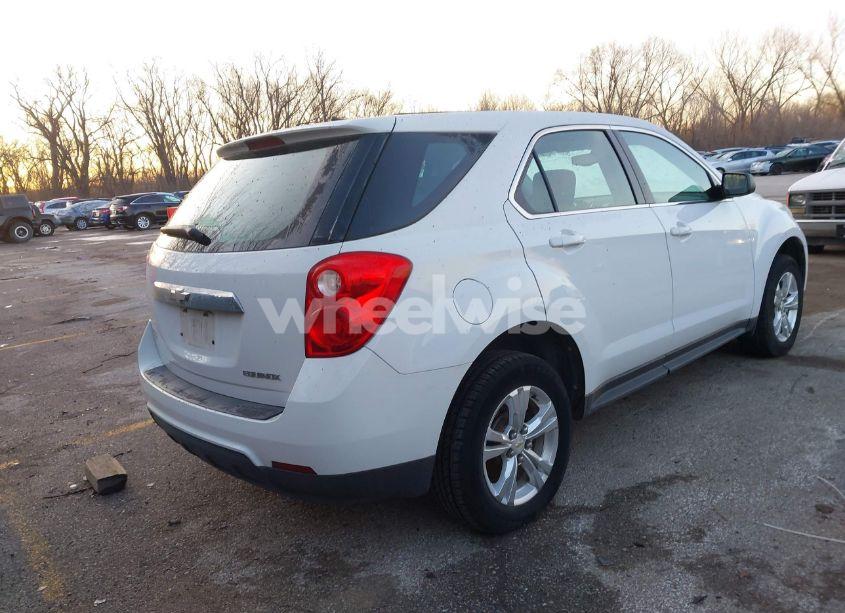 Photo 4 of 2011 Chevrolet Equinox LS (VIN 2GNALBEC0B1177592)