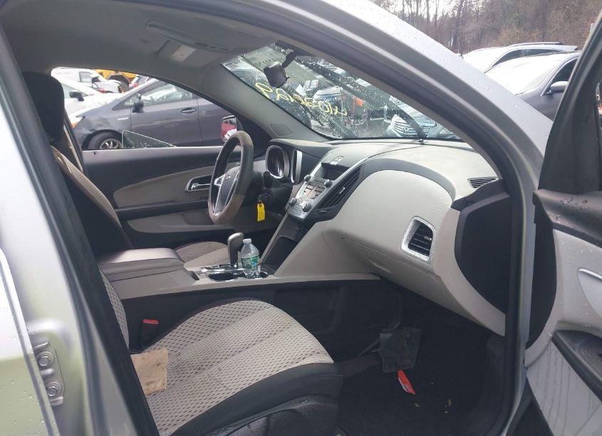 Photo 5 of 2011 Chevrolet Equinox LS (VIN 2GNALBEC0B1209795)