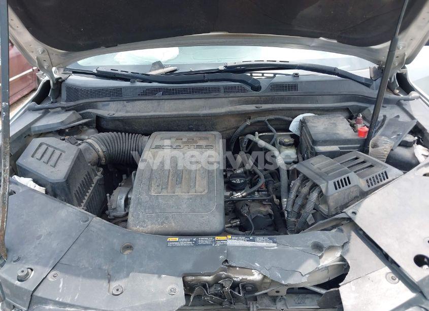 Photo 10 of 2011 Chevrolet Equinox LS (VIN 2GNALBEC0B1226127)