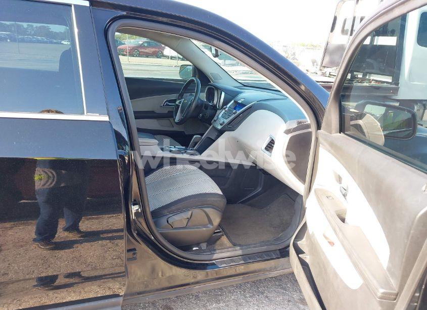 Photo 5 of 2011 Chevrolet Equinox LS (VIN 2GNALBEC1B1155133)