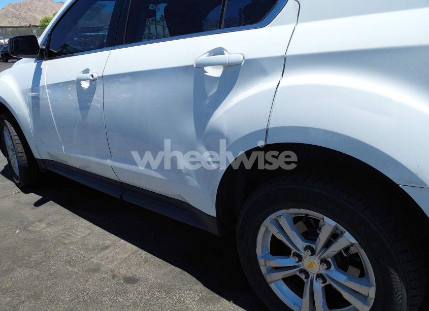 Photo 6 of 2011 Chevrolet Equinox LS (VIN 2GNALBEC1B1271304)