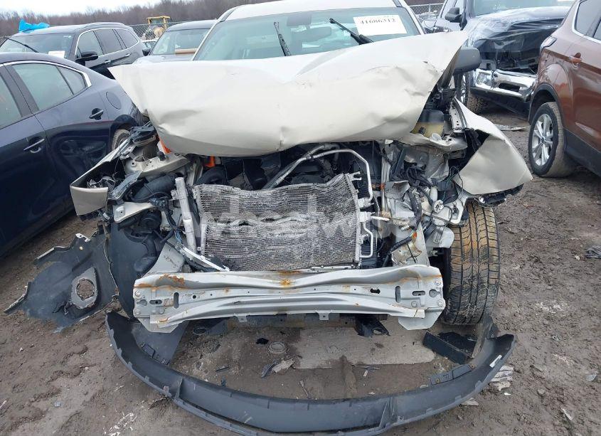 Photo 6 of 2011 Chevrolet Equinox LS (VIN 2GNALBEC3B1312788)