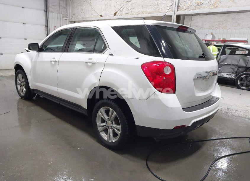 Photo 3 of 2011 Chevrolet Equinox LS (VIN 2GNALBEC3B1334774)
