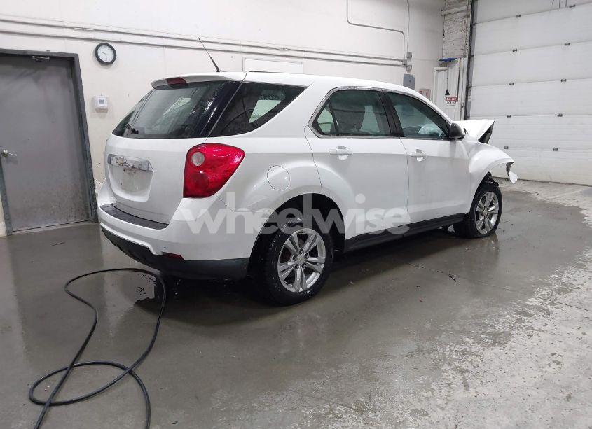 Photo 4 of 2011 Chevrolet Equinox LS (VIN 2GNALBEC3B1334774)