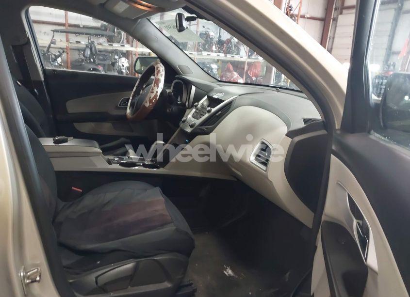 Photo 5 of 2011 Chevrolet Equinox LS (VIN 2GNALBEC4B1144773)