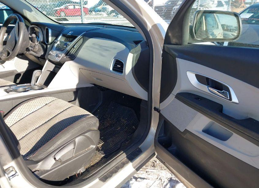 Photo 5 of 2011 Chevrolet Equinox LS (VIN 2GNALBEC4B1203174)