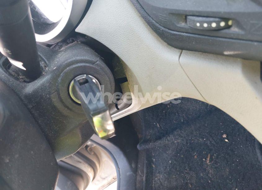 Photo 11 of 2011 Chevrolet Equinox LS (VIN 2GNALBEC4B1206009)