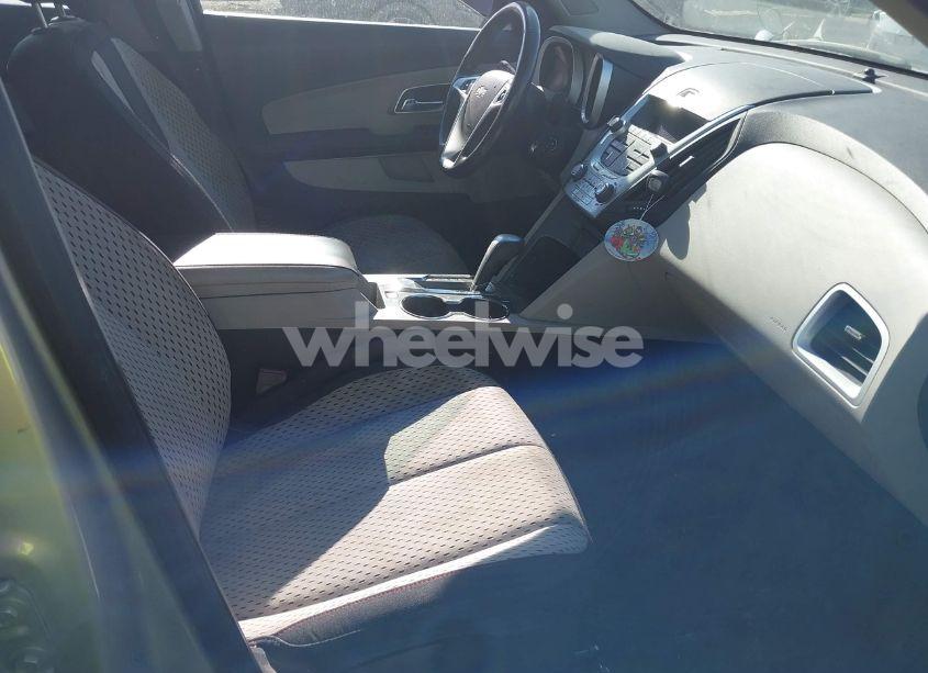 Photo 5 of 2011 Chevrolet Equinox LS (VIN 2GNALBEC4B1206009)