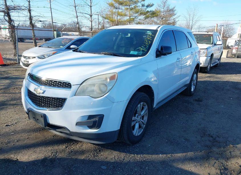 Photo 2 of 2011 Chevrolet Equinox LS (VIN 2GNALBEC5B1305485)