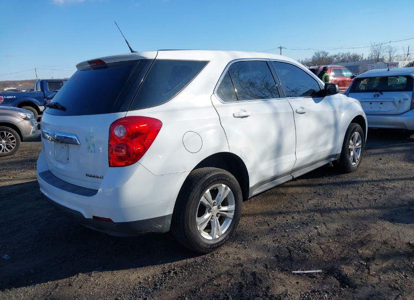 Photo 4 of 2011 Chevrolet Equinox LS (VIN 2GNALBEC5B1305485)