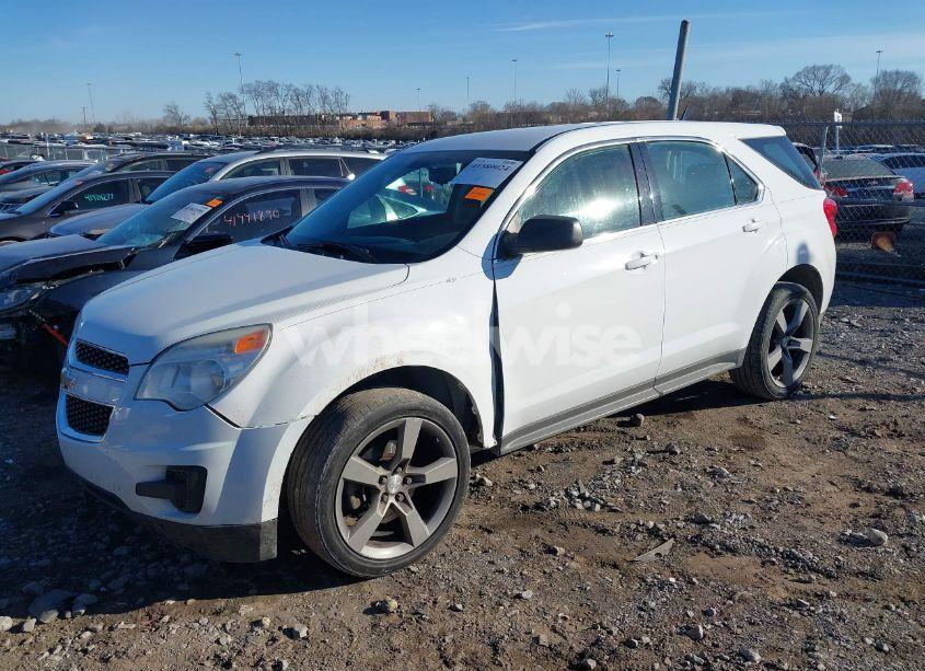Photo 2 of 2011 Chevrolet Equinox LS (VIN 2GNALBEC5B1320620)