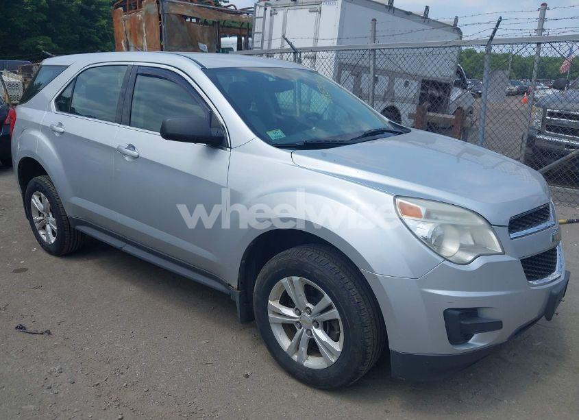 2011 Chevrolet Equinox LS (VIN 2GNALBEC6B1153300) main photo